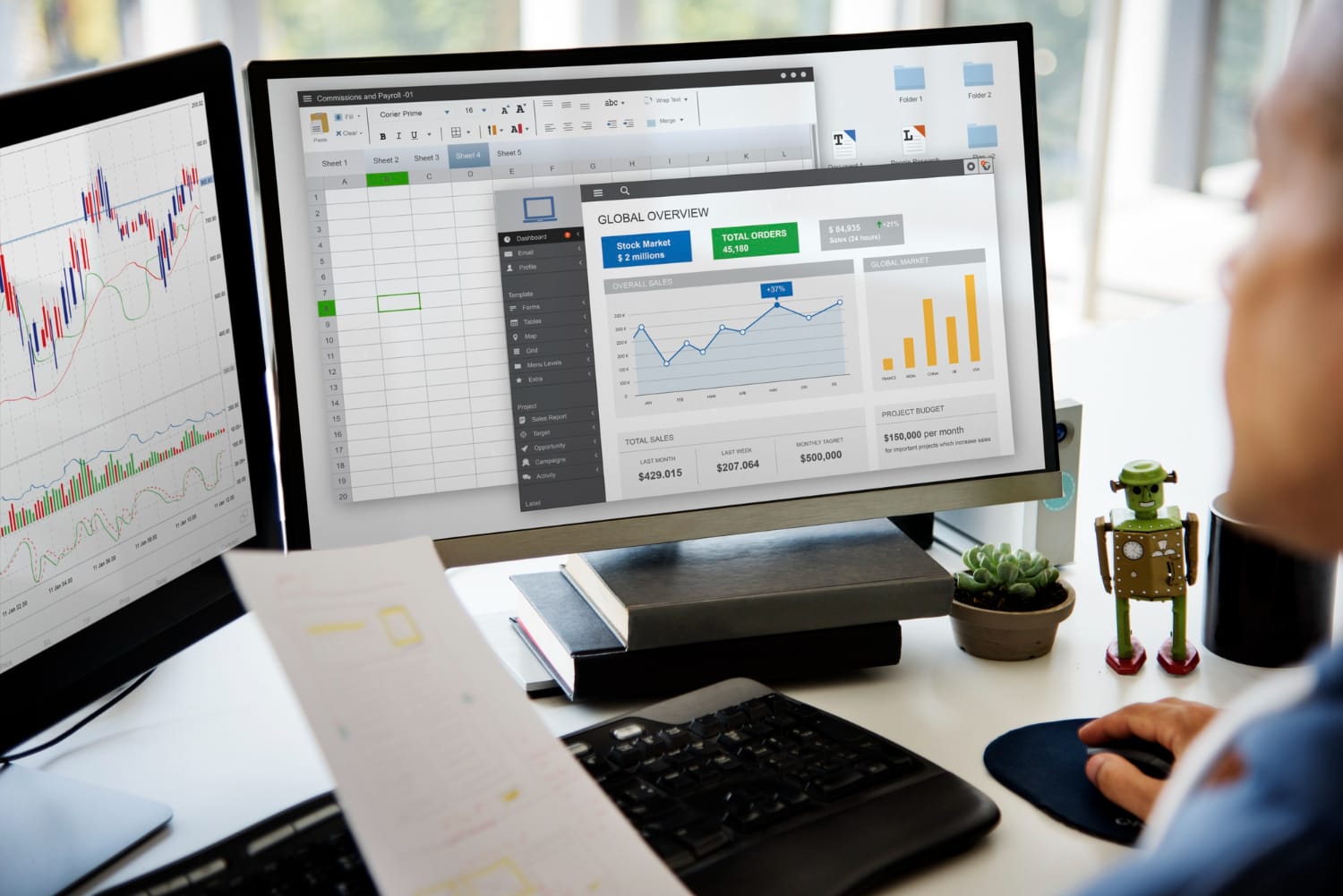 Formación en Excel avanzado en modalidad PRESENCIAL. Aprende a usar macros, funciones complejas, tablas dinámicas, análisis de datos y a conectar Excel con Access para una gestión administrativa eficaz.